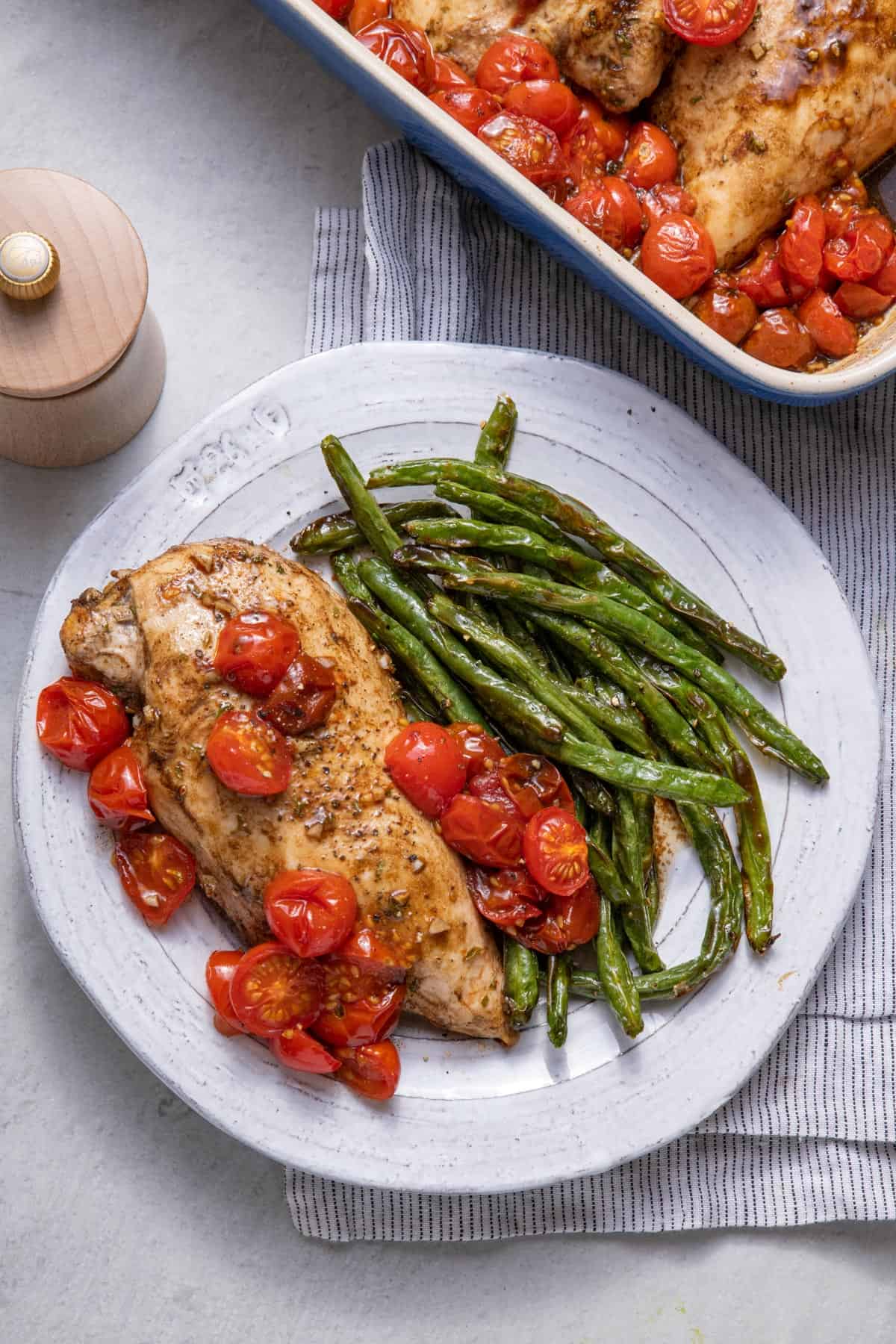 Easy Oven Baked Balsamic Chicken: Juicy, Flavorful Weeknight Dinner